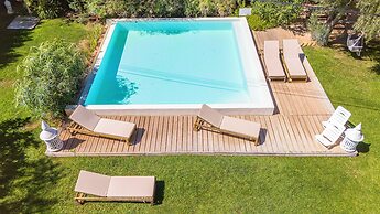 Laranjal Farm House