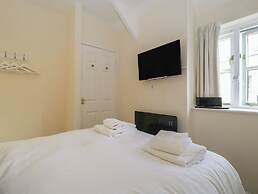 1 The Mews