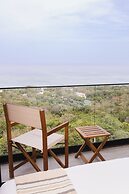 Arihini Deluxe Apartments