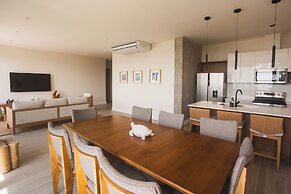 Arihini Deluxe Apartments