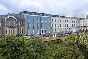No 10 Croft House