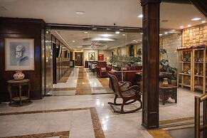 Saint John Hotel