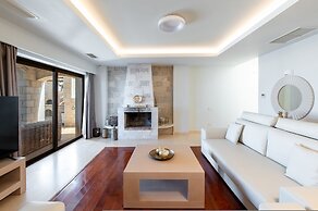 Bliss Villas Complex With Private Pool