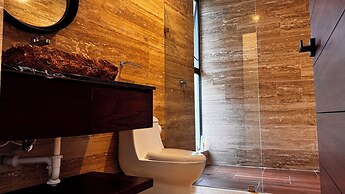 Meraki Luxury Condo by Marea