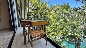 Meraki Luxury Condo by Marea