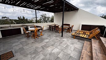 Meraki Luxury Condo by Marea
