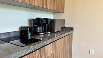 Meraki Luxury Condo by Marea