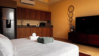 Meraki Luxury Condo by Marea