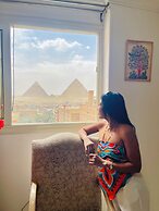 Bastet Pyramids View Inn