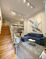 Lovely Blue Home City Center Studio