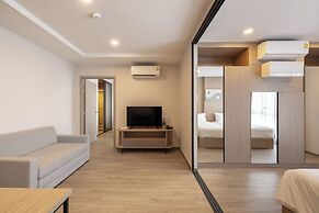 Salaya One Hotel & Service Apartment