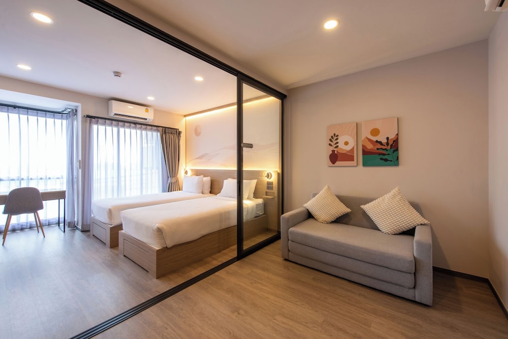Salaya One Hotel & Service Apartment