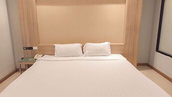 C Hotel Bangna