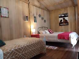 Green Bamboo Lodge