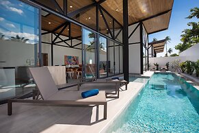 New 19m Eco Pool Villa Sunset Garden 10