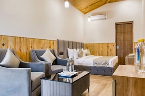 Corbett Elegant Retreat