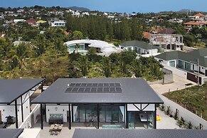 New 17m Eco Pool Villa Sunset Garden 12