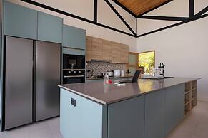 New 17m Eco Pool Villa Sunset Garden 12