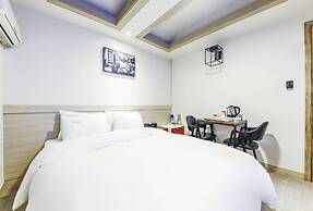 HOTEL JUNO