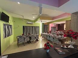 Hotel Hari Om Swimming Pool In Diu