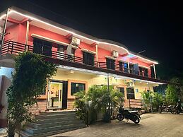 Hotel Hari Om Swimming Pool In Diu
