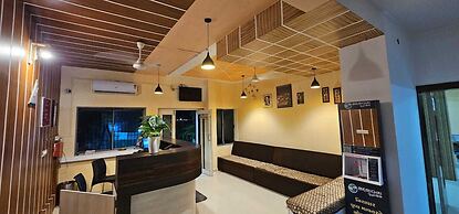 Hotel Hari Om Swimming Pool In Diu