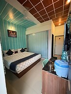 Hotel Hari Om Swimming Pool In Diu