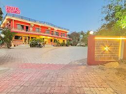 Hotel Hari Om Swimming Pool In Diu