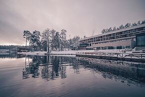 Aries Lago Park Hotel & Spa
