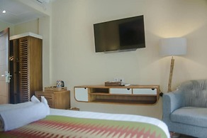 Akatara Hotel