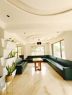 Hotel Prince Garden Daman
