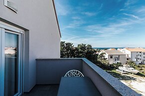 Apartments Lola