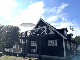 4 Star Holiday Home in Drottningskar