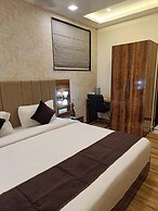THE KASHI RESIDENCY