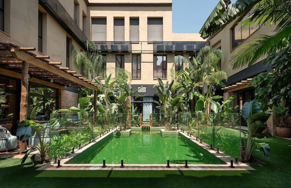 Saman Boutique Hotel