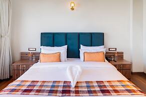 Echo Hotel and Spa