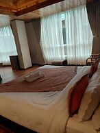 Echo Hotel and Spa