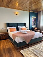 Echo Hotel and Spa
