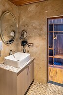 Echo Hotel and Spa
