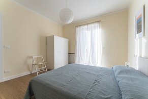 Spacious Apartment In Sori With Terrace