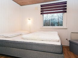 6 Person Holiday Home in Hemmet