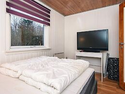 6 Person Holiday Home in Hemmet