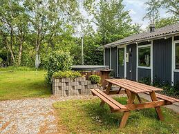 6 Person Holiday Home in Hemmet