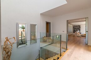 Sa Canoveta With Designer Kitchen