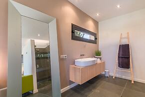Sa Canoveta With Designer Kitchen