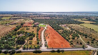 Sa Canoveta With Designer Kitchen