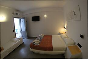 Aegean Studios Perissa