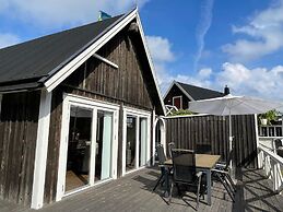 4 Star Holiday Home in Drottningskar
