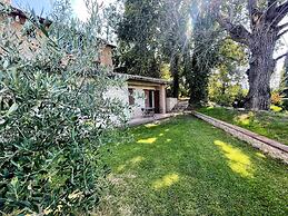 Apt 6 - Magical Grounds With Pool Jacuzzi Sleeps 4