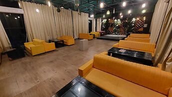 Syrus Hotel